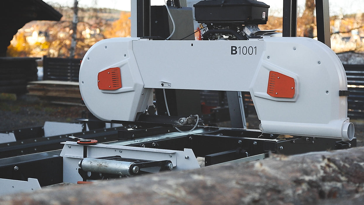 B1001 Band Sawmill, Cut set, with 23 hp Petrol engine (Briggs & Stratton) with electric start