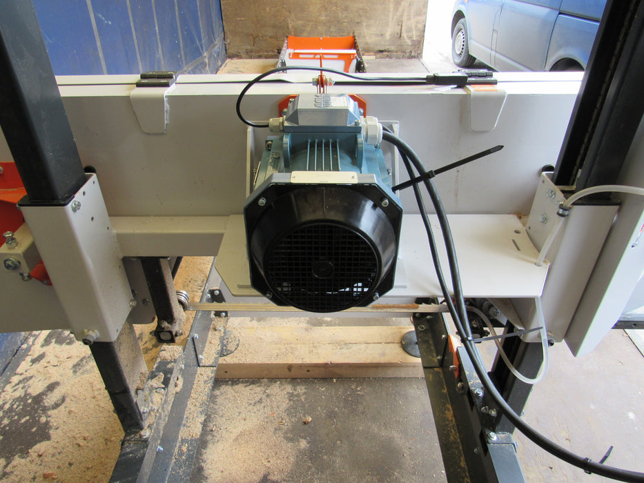 B751 Band Sawmill with 4.6 kW Electric Motor.